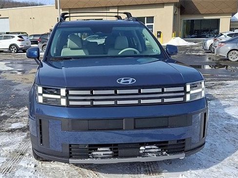 Certified 2025 Hyundai Santa Fe SEL image 3