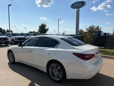 Used 2019 INFINITI Q50 Luxe w/ Essential Package (3.0T Luxe) AWD/4WD image 5