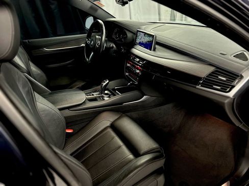 Used 2019 BMW X6 xDrive35i w/ M Sport Package image 23