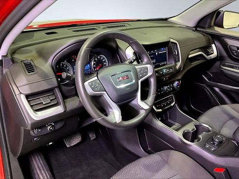 Used 2024 GMC Terrain SLE w/ Driver Convenience Package AWD/4WD image 16