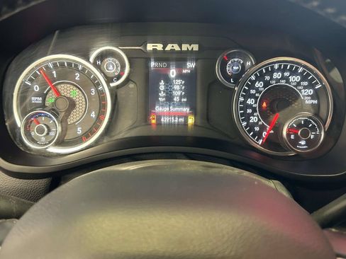 Used 2024 RAM 2500 Big Horn w/ Off Road Package AWD/4WD image 32