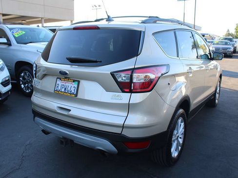 Used 2018 Ford Escape SEL FWD image 7