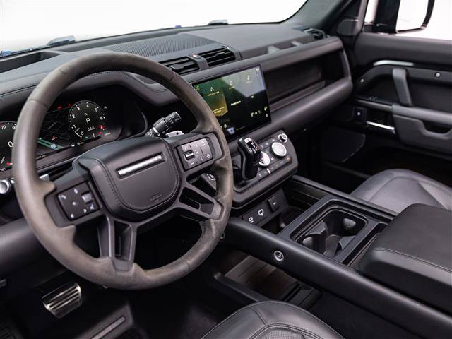 Used 2023 Land Rover Defender 110 V8 AWD/4WD image 20