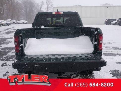 New 2026 RAM 1500 4x4 Crew Cab image 18