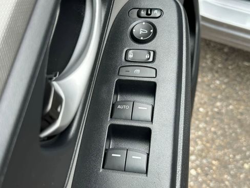 Used 2019 Honda CR-V LX image 27