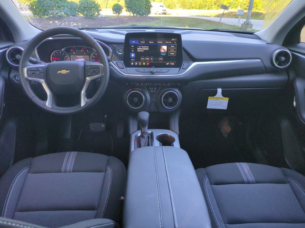 New 2026 Chevrolet Blazer LT FWD image 29