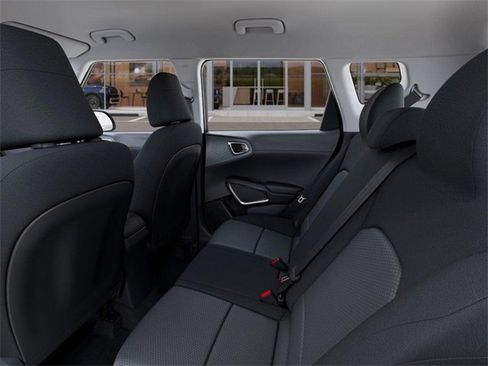 New 2025 Kia Soul LX w/ LX Technology Package image 18