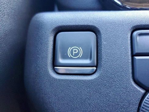 Used 2023 Chevrolet Silverado 1500 LT w/ Protection Package image 31