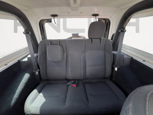 Used 2020 Jeep Wrangler Sport AWD/4WD image 17