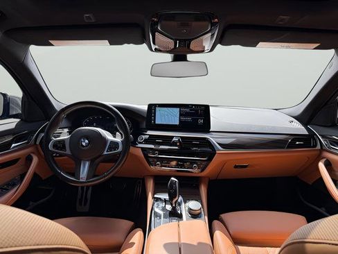 Used 2022 BMW 540i w/ M Sport Package image 12