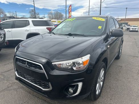 Used 2015 Mitsubishi Outlander Sport SE image 2