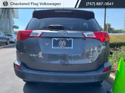 Used 2014 Toyota RAV4 XLE FWD image 10
