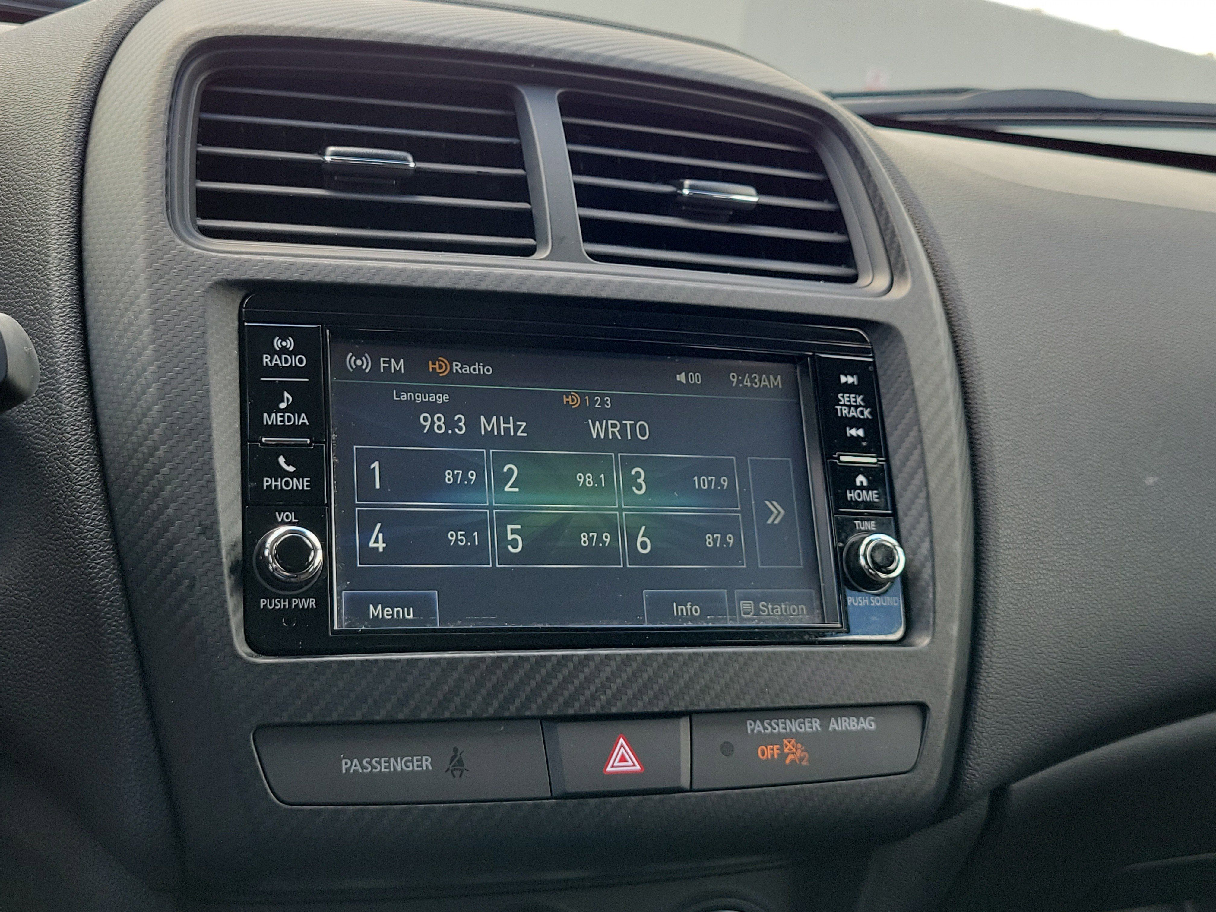 Used 2025 Mitsubishi Outlander Sport ES AWD/4WD image 23