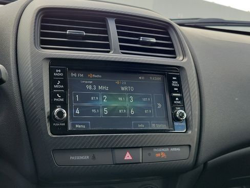 Used 2025 Mitsubishi Outlander Sport ES AWD/4WD image 23
