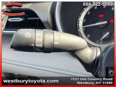 Used 2022 Toyota Highlander Limited AWD/4WD image 28