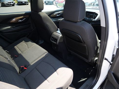 Used 2019 GMC Terrain SLE w/ Driver Convenience Package AWD/4WD image 29