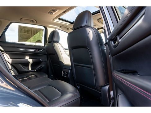 Used 2024 MAZDA CX-5 Carbon Edition image 15