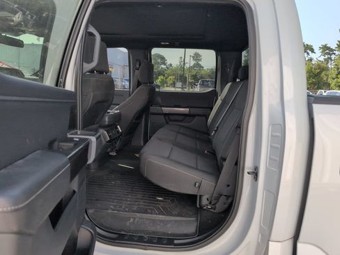 Used 2022 Ford F150 XLT w/ Equipment Group 302A High AWD/4WD image 11