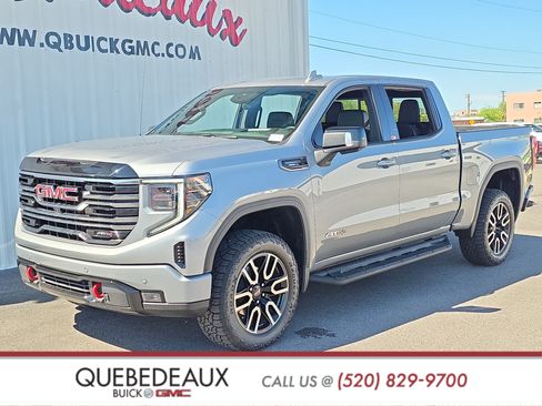 Used 2025 GMC Sierra 1500 AT4 w/ AT4 Premium Package AWD/4WD image 4