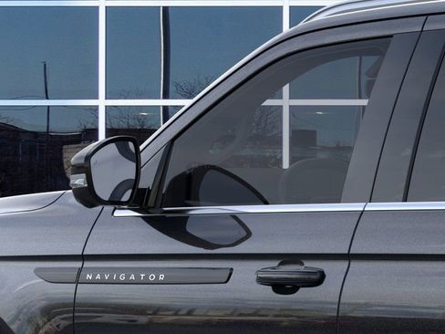 New 2025 Lincoln Navigator L Black Label image 20