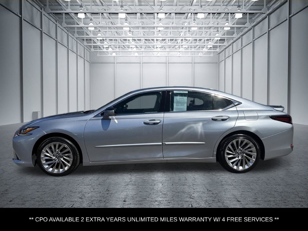 Used 2024 Lexus ES 300h w/ Premium Package FWD image 2