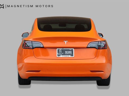 Used 2018 Tesla Model 3 Long Range RWD image 8