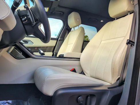 Used 2023 Land Rover Range Rover Velar HST image 7