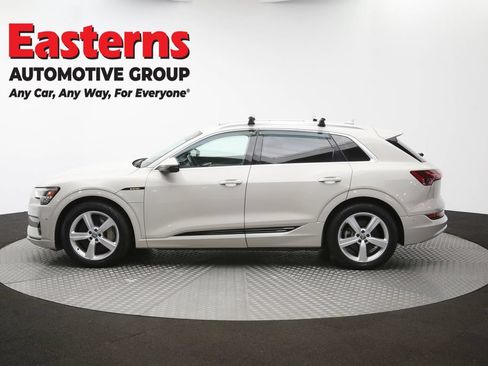 Used 2019 Audi e-tron Prestige w/ Prestige Package AWD/4WD image 59