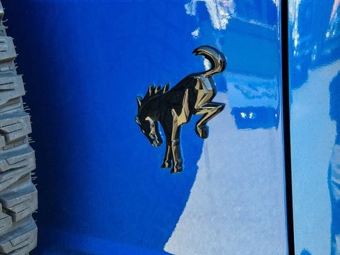 Used 2021 Ford Bronco First Edition AWD/4WD image 39