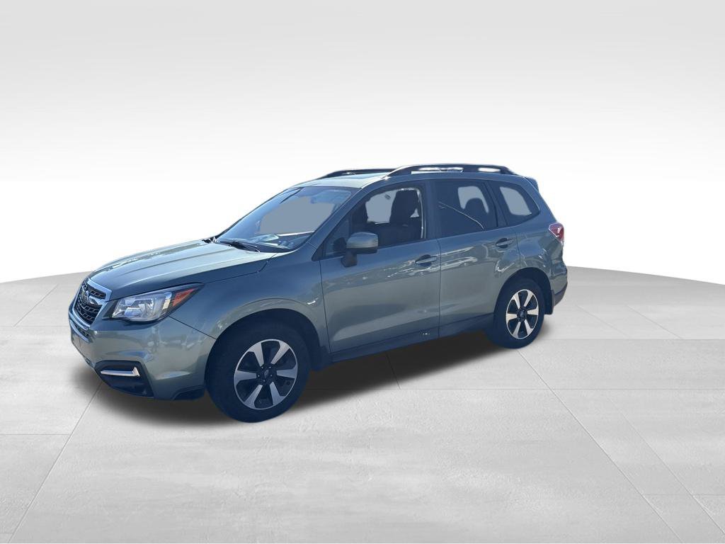Used 2018 Subaru Forester 2.5i Premium w/ All-Weather Package AWD/4WD image 2