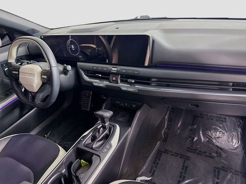 Used 2025 Kia K4 GT-Line Turbo image 30