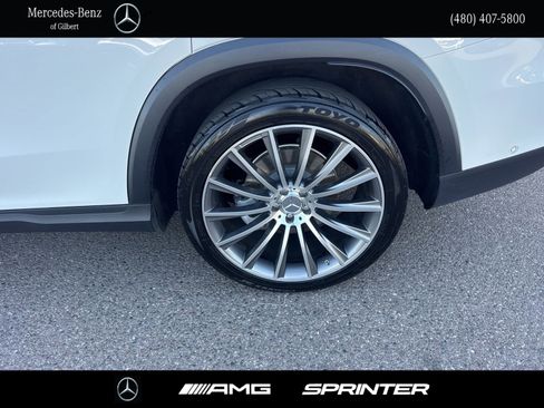 Used 2024 Mercedes-Benz GLS 450 4MATIC image 8