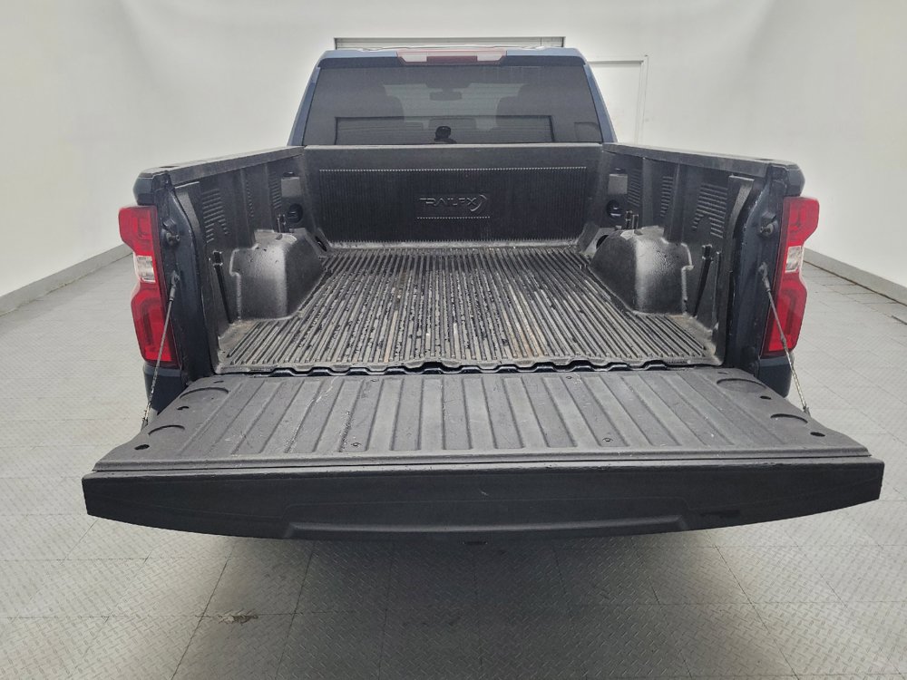 Used 2020 Chevrolet Silverado 1500 Custom w/ Custom Value Package RWD image 29