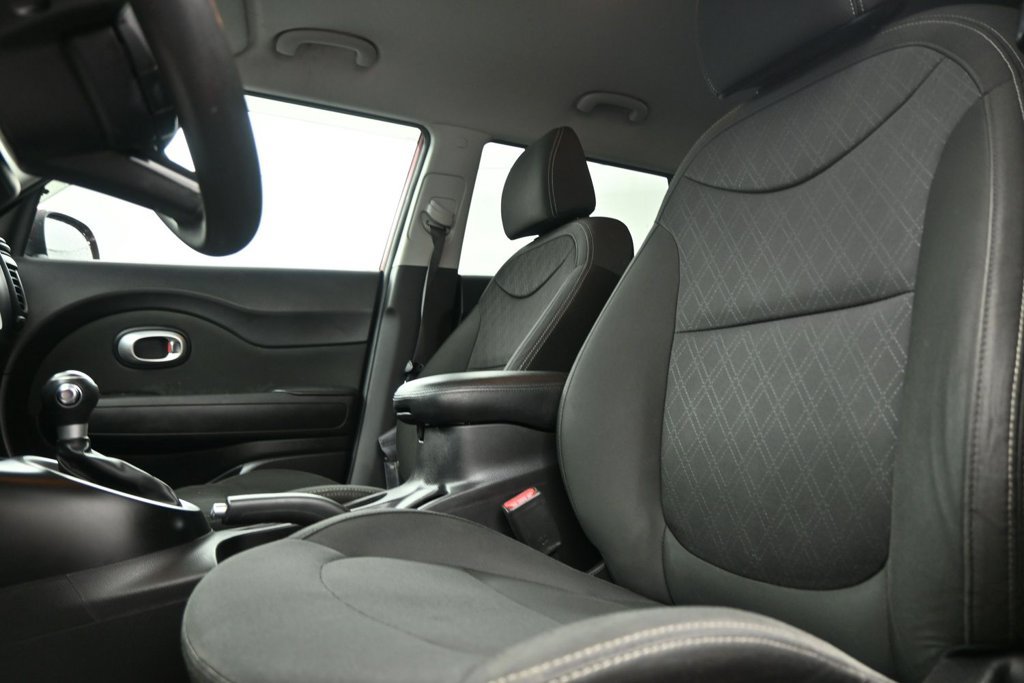 Used 2019 Kia Soul FWD image 15