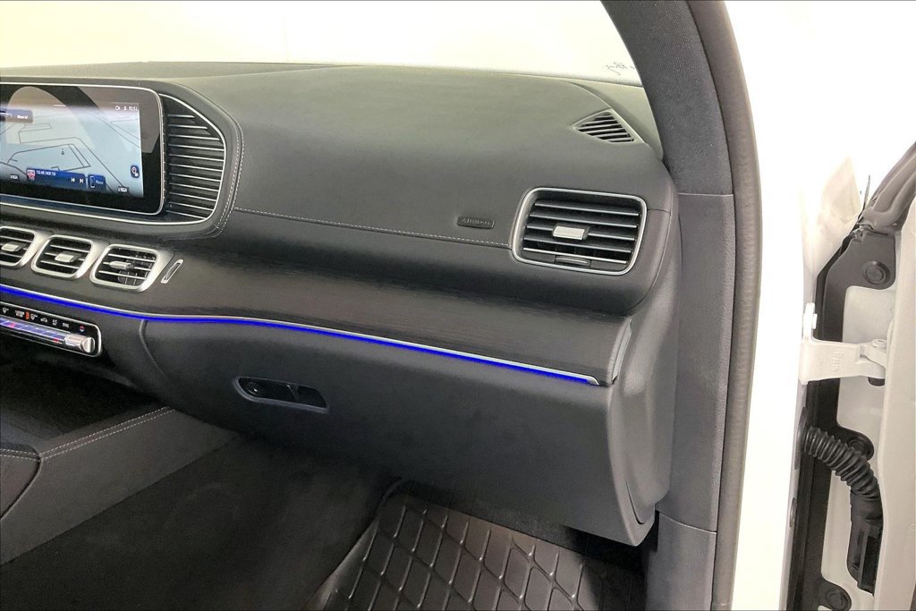 Used 2026 Mercedes-Benz GLS 450 4MATIC image 14