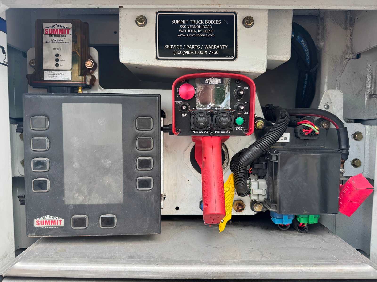 Used 2016 Ford F550 2WD Regular Cab Super Duty image 13