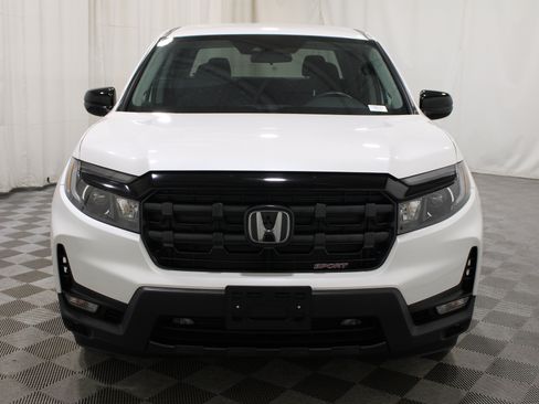Used 2024 Honda Ridgeline Sport image 34