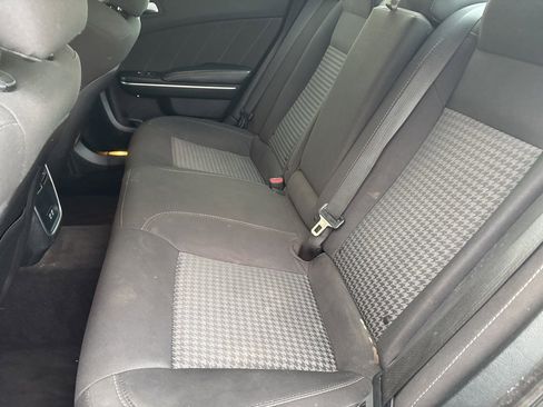 Used 2019 Dodge Charger GT image 6