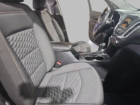 Certified 2019 Chevrolet Equinox LT w/ Driver Convenience Package FWD image 13
