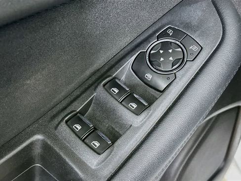 Certified 2019 Ford Edge SE FWD image 29
