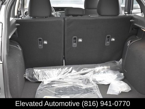 Used 2025 Nissan Kicks Play S image 18