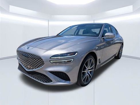 Used 2023 Genesis G70 2.0T AWD/4WD image 8
