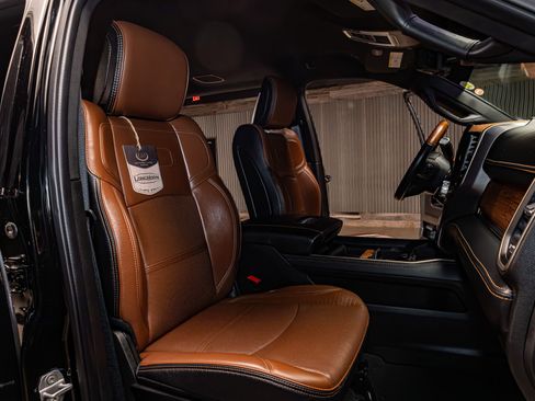 Used 2022 RAM 3500 Limited image 27