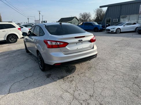 Used 2012 Ford Focus SE image 5