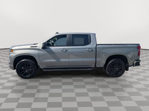 Used 2023 Chevrolet Silverado 1500 RST AWD/4WD image 2