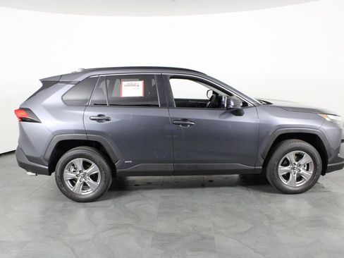 Used 2025 Toyota RAV4 LE AWD/4WD image 11