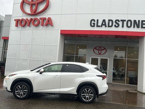 Used 2017 Lexus NX 200t F Sport image 9