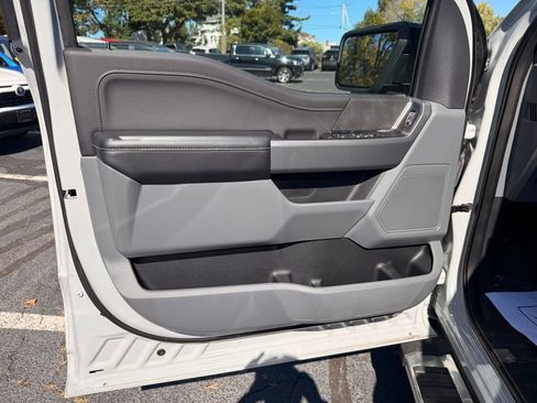 Used 2024 Ford F150 XLT w/ Mobile Office Package image 27