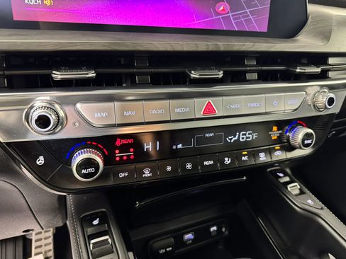 Used 2023 Kia Telluride SX Prestige X-Pro image 21