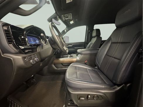 Certified 2024 Chevrolet Silverado 2500 High Country w/ Technology Package image 25